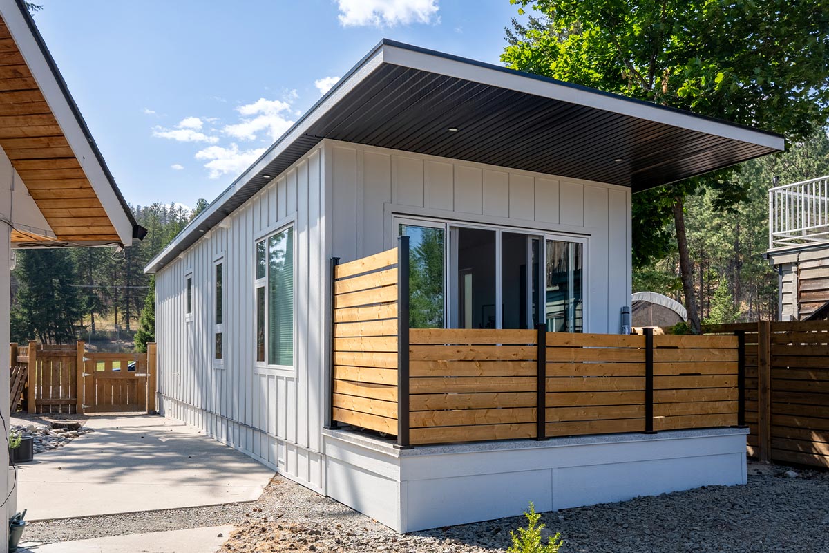 picture of a Modular home bathroom vs traditional construction 